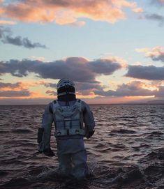 Interstellar water planet Interstellar Film, Interstellar Movie, Foreign Movies, Indie Movies, French Films, Wallpaper Animes, Christopher Nolan, Film Quotes