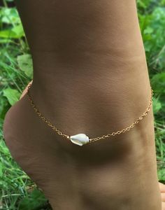 Shell Anklet Ankle Bracelet Anklets for Women Foot | Etsy Beach Anklets With Adjustable Length, White Shell Anklets For The Beach, Handmade Shell Strand Anklets, Anklets Shell, Handmade Ocean-inspired Beach Anklets, Foot Bracelet, Anklets Boho, Beach Anklets, Shell Jewelry