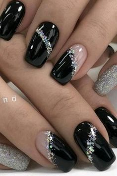 Black Nail Designs Wedding, Black And Silver Short Nails Ideas, Rock Nails Grunge Long, Charcoal Nails With Glitter, Nail Designs Trending Now Black, Formal Nails Acrylic Black, Xmas Gel Nail Designs, Nails For Party Night, Nail Ideas With Glitter Sparkle