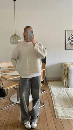 Looks Adidas, Outfit Ideas 2024, Adrette Outfits, Mode Zara, Winter Outfit Ideas, Winter Fashion Outfits Casual, Outfit Vintage, Autumn Fits