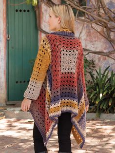 crochet cardi Granny Square Poncho, شال كروشيه, Gilet Crochet, Fall Crochet Patterns, Crochet Clothing And Accessories, Crochet Shrug, Crochet Coat, Crochet Jacket