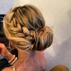 Such a cute braid updo. Side Bun Hairstyles, Hair Bun Tutorial, Fishtail Braid, Braid Hair, Formal Hairstyles, Hair Envy, Wedding Hair And Makeup, Great Hair, Hair Dos