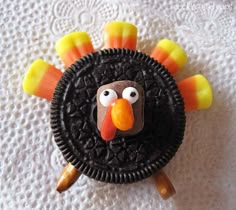 an oreo cookie with a turkey face on it