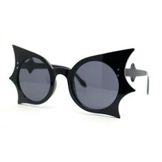 These subtle bat wing shaped sunglasses are the perfect way to add a touch of fall festivity to your outfit. The subtle bat wing shape frames are not too over-the-top, while the super functional round circle lenses offer excellent protection from the sun's harmful UV rays. Made with a premium plastic frame and 100% UV400 polycarbonate lenses, these shades are built to last and will keep your eyes safe all season long. Order your pair today and be ready for fall! (c252) Size: 6 1/18" (155mm) x 2 Bat Glasses, Cheap Novelty Black Sunglasses, Bat Wing Sunglasses, Gothic Sunglasses, Cheap Black Plastic Cat Eye Sunglasses, Black Sunglasses With Gradient Round Frame, Everyday Sunglasses, Ren Faire Outfits, Circle Lenses