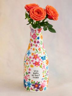 Ceramic Bud Vase - You Make My Heart Happy-view 1 Pretty Flower Vase, Hand Painted Flower Vase, Unique Ceramic Vase, Hand Painted Pottery Vase, Ceramic Art Vase, Flower Vase Painting Ideas, Painted Vases Diy, Painting On Vase, Pottery Painting Ideas Vase