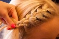 French braided bangs <3 Twisted Hair, French Braid Hairstyles, Hair Envy, Hair Dos, Cute Hair, Gorgeous Hair, Nails Makeup