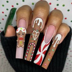 Christmas Nail Designs Long, Gingerbread Christmas Nails, Christmas Candy Nails, Nail Art Design 2023, Holiday Nail Ideas, Acrylic Nail Designs Classy, New Years Eve Nails, Holiday Nail, Swarovski Nails