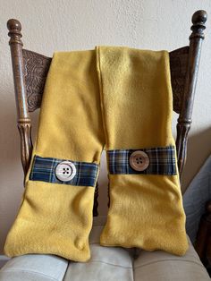 Flannel scarf with pattern and pockets to keep hands warm. Length is approximately 66 inches long Scarf With Pockets, Flannel Scarf, Flannel Scarves, Pocket Scarf, Pocket Scarves, Hand Warmers, Winter Scarf, Scarf Wrap, Scarf Accessory