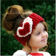 Check out this item in my Etsy shop https://www.etsy.com/listing/583512343/with-love-ear-warmer Bandeau Au Crochet, Head Warmer, Knit Headband Pattern, Crochet Headband Pattern, Crochet Ear Warmer, Valentines Crochet, Knitted Headband, Haken Baby, Headband Pattern