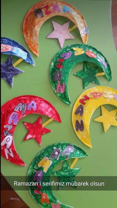 paper plate crescent moon and star craft for kids