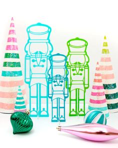 Acrylic Nutcrackers set of THREE. 8", 10", and 12" tall with clear acrylic stands. Choose from the dropdown your colorway. Modern Nutcracker, Christmas Clutch, Hanukkah Game, Oktoberfest Halloween, Etsy Photography, Party Fans, Ornament Garland, Pastel Christmas, Rainbows Christmas