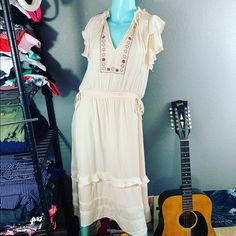 Nwt Anthropologie Dolan Beige Boho Maxi Ruffle Dress Retail: $228!! Size: Medium So Soft! Feels Like Super Soft Cotton Even Though It’s A Poly Blend. Layered Orange And Brown Floral Threaded Front Retail: $228 Bohemian Midi Peasant Dress For Brunch, Bohemian Midi Length Peasant Dress For Brunch, Bohemian Knee-length Peasant Dress For Summer, Knee-length Bohemian Peasant Dress For Summer, Cottagecore Peasant Dress For Spring, Bohemian Peasant Dress With Ruffles For Brunch, Spring Sleeveless Peasant Dress, Peasant Sleeveless Dresses For Spring, Sleeveless Peasant Dress For Spring