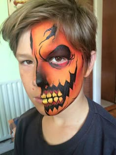 Boy Halloween Face Paint, Kids Halloween Makeup Boys, Scary Pumpkin Face Paint, Halloween Makeup For Kids Boys, Halloween Face Makeup For Kids, Facepainting Ideas Halloween, Face Paint Pumpkin, Pintura Facial Halloween, Boys Halloween Facepaint