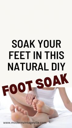 This homemade ginger and peppermint foot soak is perfect for tired, swollen feet. This foot soak is easy to make and so soothing. Japanese Skincare, Asian Skincare, Cracked Heels, Foot Bath, Easy Diy Gifts, Natural Diy