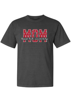 Let everyone know who you root for in this Texas Tech Red Raiders Grey Mom Block Short Sleeve T-Shirt! This Texas Tech Short Sleeve Tee features a screen print team "mom" graphic on center chest. Comfort Colors brand, Soft hand, washed garment dyed fabric, Double needle collar, armhole, sleeve and bottom hems, Twill taped neck and shoulders, Twill joker label, Screen print, Unisex, Crew Neck, Below Hip, Imported Texas Tech Logo For Cricut, Texas Tech Shirts Woman, Texas Tech Shirts, Texas Tech Football, Texas Tech Red Raiders, Nba Hats, Red Raiders, Team Mom, Texas Tech