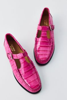 G.H.BASS Mary Jane Weejuns® Loafer Winter Flat Shoes, Cute Loafers, Mary Jane Loafers, Pink Loafers, Sneakers Slippers, Shoe Story, Fashion Journal, Fun Shoes, Winter Shopping