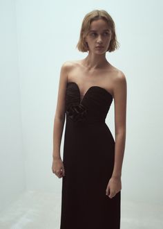 Dress with flower detail and sweetheart neckline - Woman | MANGO USA Capsule Dressing, French Girl Style, Black Prom Dress, Daytime Dresses, Dress Flower, Poplin Dress, French Women, Flower Detail, Fashion People