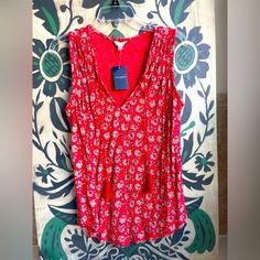 Nwt Lucky Brand Red Floral Top Sleeveless W/ Tassel Size M Spring Sleeveless Top With Tassels, Sleeveless Beach Tops With Tassels, Sleeveless Tops With Tassel Ties For Spring, Casual Sleeveless Top With Tassel Ties, Sleeveless Tassel Top For Beach, Red Fringe Tops For Summer, Casual Sleeveless Fringe Top, Casual Red Tops With Tassels, Casual Red Tassel Top