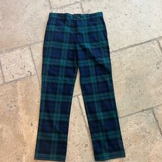 New Without Tags, Vineyard Vines Boys, Size 14 Blue And Forest Green Plaid Pants. These Are Extremely High Quality In Good Looking. This Is A Great Addition To Your Boys Wardrobe.. Fitted School Pants With Pockets, Preppy Fitted Cotton Bottoms, Cotton School Trousers, School Pants Made Of Cotton, Preppy Green School Bottoms, Plaid Cotton School Bottoms, Preppy Fitted Blue Bottoms, Preppy Blue Bottoms With Pockets, Blue Fitted Preppy Bottoms