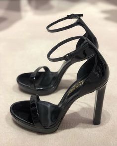 Black Heels Aesthetic, Heels Aesthetic Classy, Black Heels Prom, Hak Tinggi, Stunning Heels, Shoes For Wedding, Pretty Heels, Heels Aesthetic, Dr Shoes