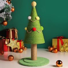 cat christmas tree scratching post Unique Cat Trees, Christmas Tree Cat, Cat Climbing Frame, Cat Christmas Tree, Tree Cat, Minimalist Christmas Tree, Cat Climbing, Cat Scratching Post, Beautiful Christmas Trees