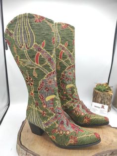 Handmade genuine leather custom made women's boots. Every size available. #womenboots #suzaniboots #cowboyboots #tapestryboots #forher #kneehigh #festivalboots #casualboots #everydayboots Traditional Fitted Boots For Fall, Traditional Fitted Snip Toe Boots, Multicolor Western Boots For Winter, Bohemian Winter Boots With Pointed Toe, Green Western Ankle Boots, Traditional Fitted Boots With Round Toe, Bohemian Snip Toe Boots For Festival, Green Western Style Ankle Boots, Bohemian Snip Toe Festival Boots