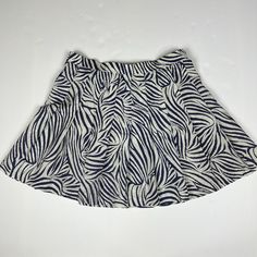 Size on Tag: 14P (Fits like a Women's Small) Waist = 14" Length = 15" Pleated Cheer leader style Zebra print skirt from the 1980s. By Lily's of Beverly Hills, Made in the USA. Note: Slight discoloration/wear on top of skirt, see last photo Please feel free to message me if you have any questions! Zebra Print Mini Skirt Outfit, Zebra Skirt, Zebra Midi Skirt, Zebra Print Mini Skirt, Tiger Print Skirt, Zebra Print Skirt, Pleated Mini Skirt, Small Waist, Zebra Print