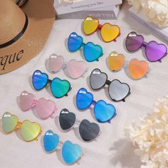 the heart shaped sunglasses are all different colors