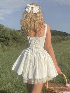 White dress High quality summer graduation birthday dress, Not Transparent !! Size chart--length don't include strap size XS fit:women bust 76-86 cm, women waist 56-64 cm, women hip 80-90 cm , dress length 63 cm size S fit: women bust 80-90 cm ,women waist 60-68 cm ,women hip 84-94 cm ,dress length 64 cm size M fit: women bust 84-94 cm ,women waist 64-72 cm, women hip 88-98 cm,dress length 65 cm size L fit: women bust 88-98cm, women waist 68-76 cm, women hip 92-102 cm,dress length 66 cm Music Vibe, Ming Xi, Party Dresses Women, Street Dress, Pretty Princess, Dress Occasion, Cottagecore Dress, Summer Birthday, Summer White