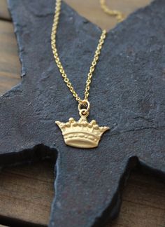 Okay kween!  I love this one...  great layering piece  Brass Crown shown here on a 16 inch  14ktgold-filled necklace.  xo Crown Necklace, Louisville Ky, Gold Filled Chain, Raw Brass, 14kt Gold, Layering Pieces, Aesthetic Wallpaper, Charm Necklace, Necklace Etsy