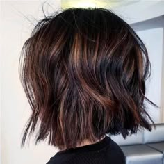 11 Beautiful Bob Hairstyles Trends to Try Now for Short Hair Wavy Bob Hairstyles, Short Wavy Hair, Penteado Cabelo Curto, Short Wavy, Eva Longoria, Dark Brown Hair, Short Bob Hairstyles, Bob Cut, Hair Stuff