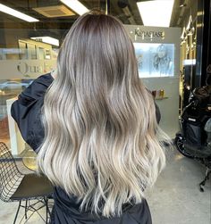 Ash Blonde Hair Balayage, Cool Blonde Hair Colour, Balayage Blond, Ombre Blond, Ash Blonde Balayage, Hair Blond, Dirty Blonde Hair, Ash Blonde Hair, Blonde Hair Inspiration