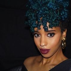 We cannot stop staring at @iamlilredz. What a beauty! She used #AtomicTurquoise over her shiny spirals. Short Hair Cut, Curly Clip Ins, Hair Extensions Best, Healthy Natural Hair, Haircuts For Curly Hair, Hairstyle Gallery, Short Natural Hair Styles, Color Inspo