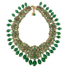 Chanel - (Made in France) Impressive golden metal dickey necklace with green glass paste. Jewelry from the 1980s. Additional information: Condition: Very good condition Dimensions: Length: from 43 cm to 46 cm Period: 20th Century Seller Reference: CB1 Paste Jewelry, Bracelets Design, Bracelet Design, The 1980s, Bracelet Designs, Green Glass, Made In France, 20th Century, Metallica