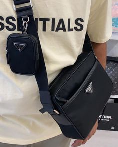 Men With Bags Fashion, Prada Crossbody Bag Men, Designer Bags Men, Men Bags Fashion, Mens Designer Bag