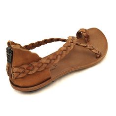 Women's Cydwoq Sandal Brown Sandals With Leather Sole And Flat Heel, Brown Flat Heel Sandals For Beach, Brown Sandals With Rubber Sole And Flat Heel, Brown Flat Heel Sandals With Rubber Sole, Brown Closed Toe Slingback Sandals For Vacation, Brown Flat Heel Sandals For Vacation, Casual Brown T-strap Open Toe Sandals, Comfortable Brown Slingback Sandals For Vacation, Brown Toe Post Sandals For The Beach