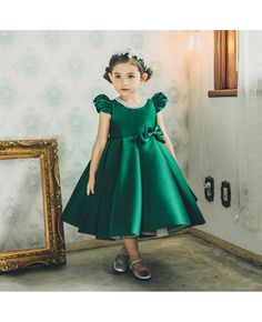 Shop Vintage Couture Green Satin Flower Girl Dress With Bubble Sleeves For Formal online. Super cute styles with couture high quality. Pro since 2009. Satin Frocks For Kids, Designer Flower Girl Dresses, Green Flower Girl Dresses, Flower Girl Dresses Vintage, Frocks For Kids, Girls Designer Dresses, Satin Flower Girl Dress, Kids Gown