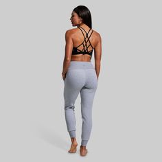 You put in the work on training day, now it’s time to recover with our women's light grey joggers. Made from a stretchy and ultra-soft textured material, slide on our Cloud Joggers for every hard-earned rest day and relax in cloud-like comfort. And don’t worry, if active rest days are more your style, these grey sweats with pockets are the perfect option for light jogs or mobility days. Compression Bra, Put In The Work, Grey Sweats, Rest Day, Grey Clouds, Rest Days, Training Day, Grey Joggers, Soft Hoodie