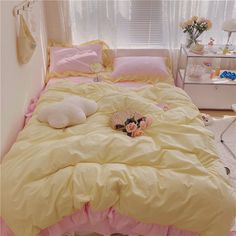 Fashion Yellow Bedding Set PN4258 ●Size:(tip:1cm=0.39inch) ●Note :The bedding set has one duvet cover with no filling,one bed sheet and pillowcase. ●Tip:You can choose the size of the bedding set according to the size of the quilt. (Please allow 1-3cm differs due to manual measurement.As different computers display colors differently,the color of the actual may vary slightly from the above images.Thanks for your understanding.) ●Size:(tip:1cm=0.39inch) ●120m*200cm Bed (4 foot)：Quiltcover 160cm*210cm，Bed sheet 180cm*230cm，Pillowcover 48cm*74cm*1 ●150m*200cm Bed (5 foot)：Quiltcover 200cm*230cm，Bed sheet 230cm*250cm，Pillowcover 48cm*74cm*2 ●180cm*200cm Bed (6 foot)：Quiltcover 200cm*230cm，Bed sheet 230cm*250cm，Pillowcover 48cm*74cm*2 ●Material :cotton ●About Shipping: We attach great importanc Yellow Aesthetic Room Ideas, Pastel Yellow Bedroom, Pink Yellow Bedroom, Pale Yellow Bedrooms, Pink And Yellow Bedroom, Yellow Headboard, Yellow Bedding Sets, Yellow Room Decor, Yellow Bed