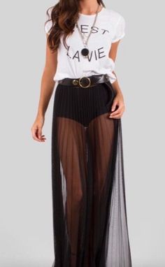 Long Black Sheer Skirt Outfit, Sheer Skirt Festival Outfit, Sheer Skirt Outfit, Celebrity Coachella Outfits, Pant Skirt, Look Festival, Rock Outfit, Coachella Outfit, Sheer Skirt