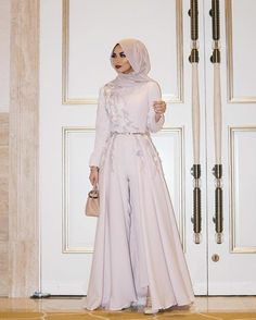 Hijab Prom Dress, Black And White Outfit, Hijab Look, Abaya Style, Muslim Dress