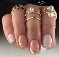 Simple Spring Square Nails, Short Nail Natural, Builder Gel Nails Design Short Natural, Ideas Para Uñas Cortas, Short Round Nail Designs, Round Short Nails, Semi Nails, Elegant Wedding Nails