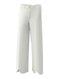 A classic with modern upgrades, the tulip pants are both comfortable and stylish, with performance features like water- and stain resistance that make them the perfect piece for your golf game, the club, or your everyday life. Adorned with an elegant tulip detail on the hem and a flattering straight-leg and tummy control top, these pants suit your lifestyle and complement any outfit. Tulip Pants, Keyhole Top, Golf Attire, Silver Birch, Classic Pants, Stylish Pants, Stylish Sweaters, Golf Pants, Golf Game