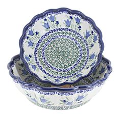 Two of our most popular pieces now priced as a set! Includes our medium and large scallop bowls. Medium - 8" diameter, large - 9.25" diameter! Rose Pottery, Serving Bowl Set, Blue Tulips, The Peacock, Stamping Techniques, Polish Pottery, Peacock Feather, Blue Rose, 16th Century