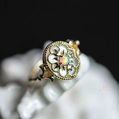 9K Gold, Natural Australian Opal, Mother of Pearl, Vintage Ring, Unique Statement Ring, Handmade, Natural Gemstone, Art Deco, Anniversary - Etsy Gold Victorian Luxury Opal Ring, Vintage Jewelry Rings 1stdibs, Unique Rings Vintage, Pearl Vintage, Cute Engagement Rings, Gemstone Art, Snake Jewelry, Snake Earrings, Pretty Rings