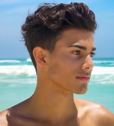 Latino Haircuts, Hispanic Hairstyles, Hairstyles For Teenage Guys, Teen Haircuts, Mexican Hairstyles, Trendy We Fryzurach, Haircut Curly Hair