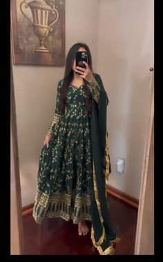 Indian Anarkali Dresses, Indian Fits, Eid Dress, Georgette Gown, Desi Outfits, Mehendi Outfits, Pakistani Clothes