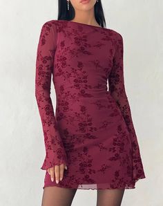 Botanical Flower Maroon Mini Dress | Sevila – motelrocks-com-us Casual Christmas Dress, Red Dress Fall Outfit, Long Sleeve Wedding Guest Dress Winter, Mini Dress Winter Outfit, Fall Wedding Outfit Guest, Maroon Dress Outfit, Maroon Outfits, Winter Wedding Dress Guest, Winter Wedding Guest Outfits