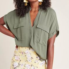 A Maeve Top By Anthropologie. A Nice, Lighter Hunter Olive Green Blouse With 2 Breast Pockets. It’s A Great Blouse To Wear Dress Casual. Summer V-neck Top With Pockets, V-neck Tops With Pockets For Vacation, Olive V-neck Tops For Spring, V-neck Top With Pockets For Day Out, Olive Tops For Summer Workwear, Green Summer Tops With Pockets, Olive Short Sleeve Top For Summer, Chic Vacation Tops With Pockets, Chic Tops With Pockets For Vacation