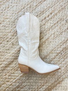 Below The Knee Boots, Cream Boots, Creamy Color, Wedding Flats, White Boots, Bright White, Cowboy Boots, Final Sale, Cream